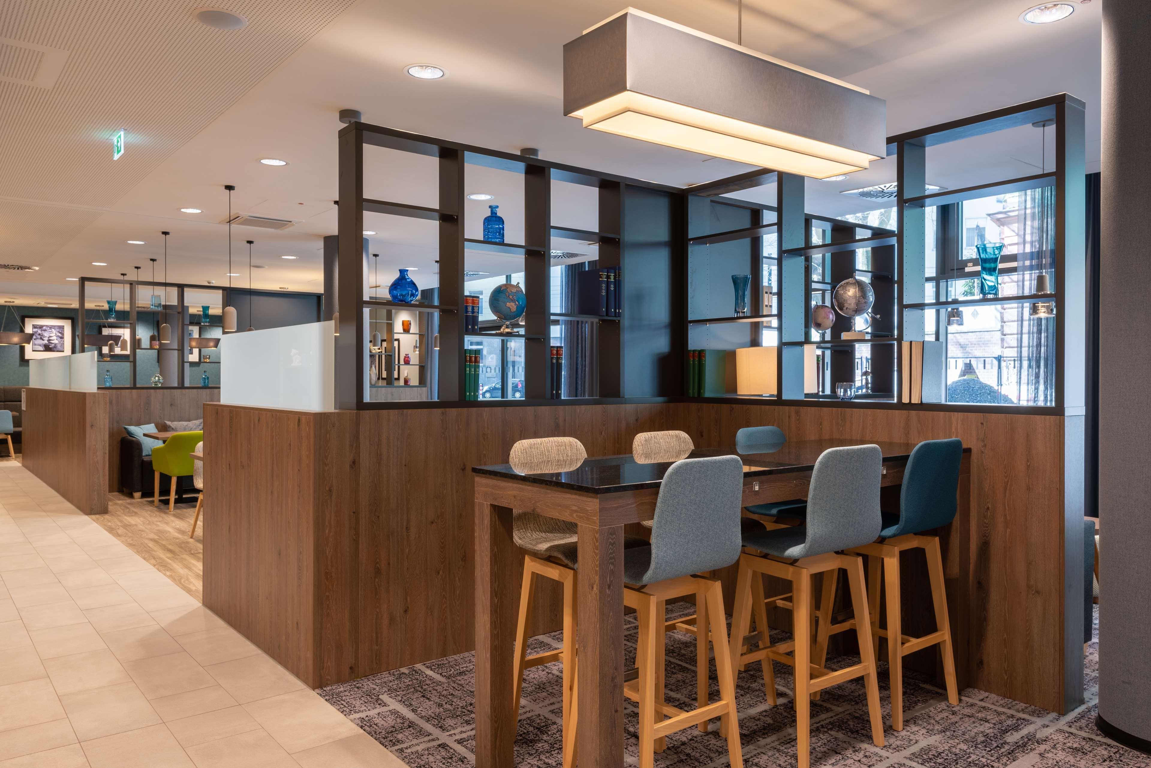 Hampton By Hilton Duesseldorf City Centre ภายนอก รูปภาพ