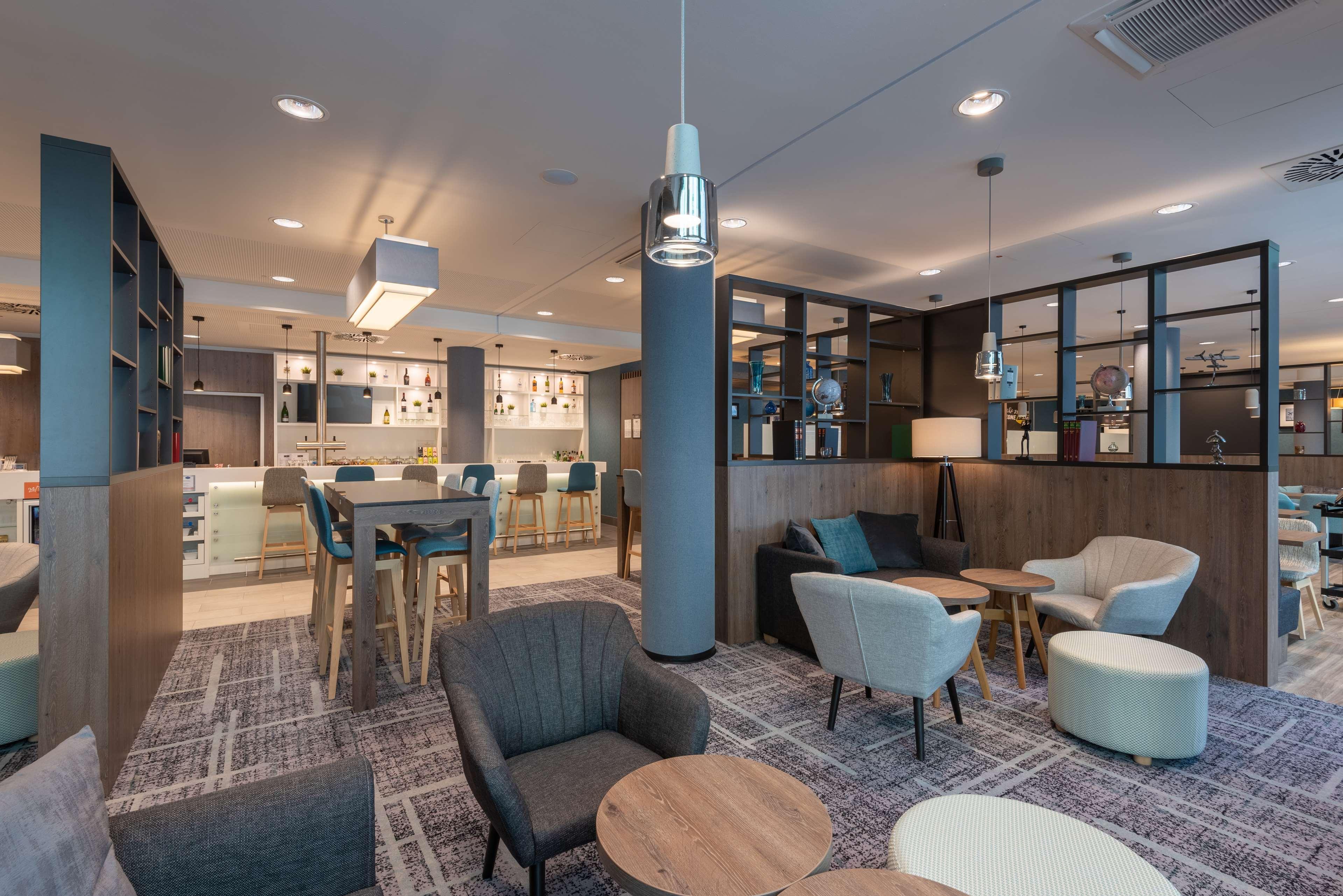 Hampton By Hilton Duesseldorf City Centre ภายนอก รูปภาพ