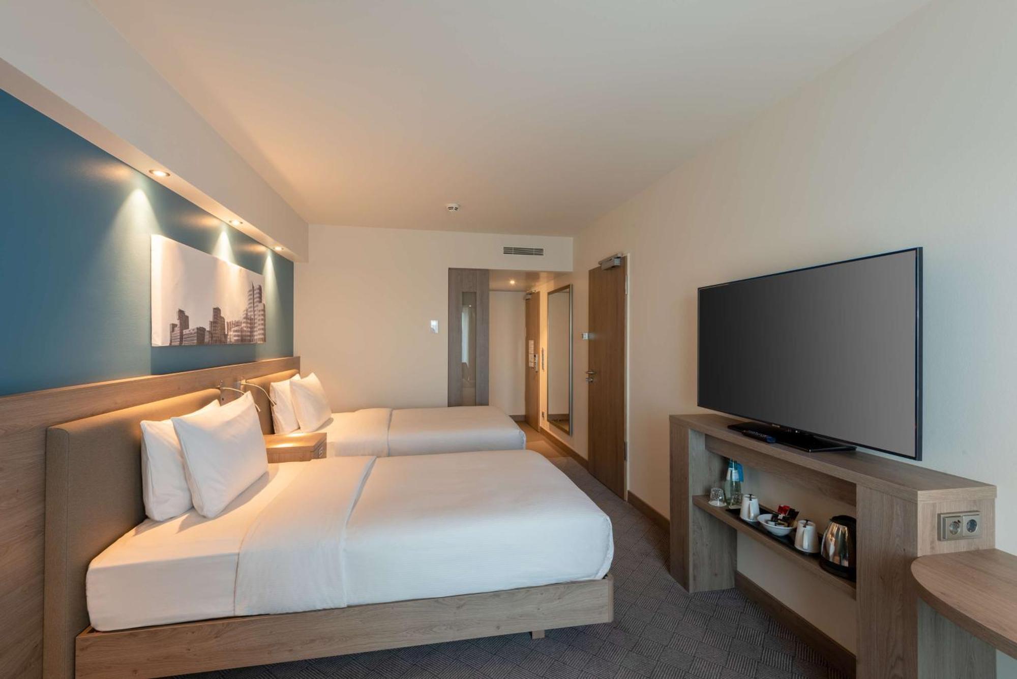 Hampton By Hilton Duesseldorf City Centre ภายนอก รูปภาพ