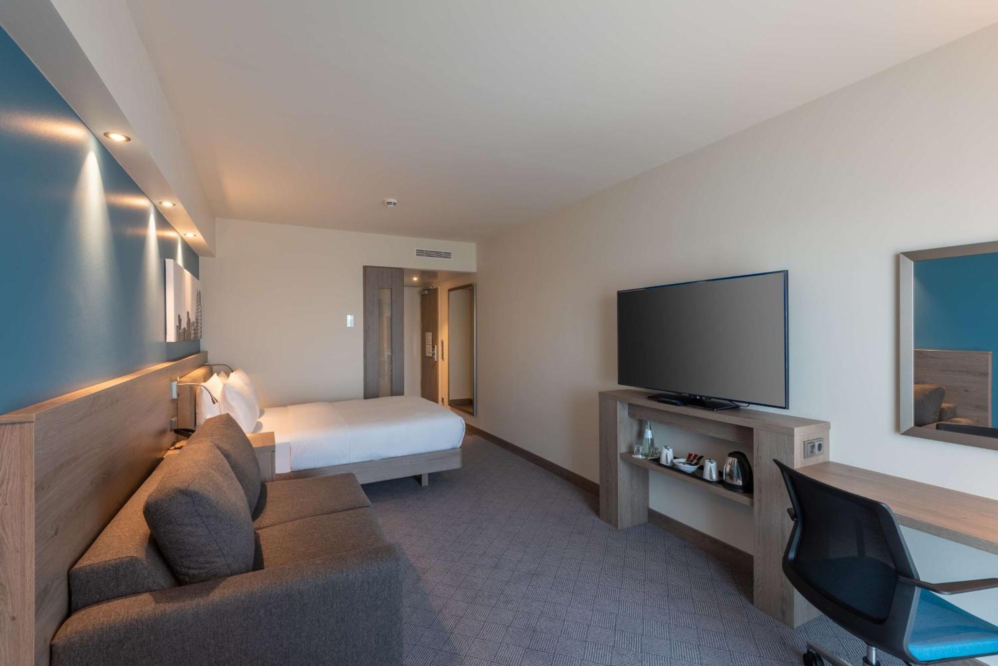 Hampton By Hilton Duesseldorf City Centre ภายนอก รูปภาพ